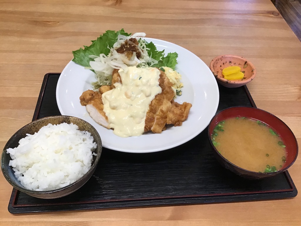 ランチ】超チキン南蛮定食【中津市】 | ジモッシュ | 地元をダッシュ