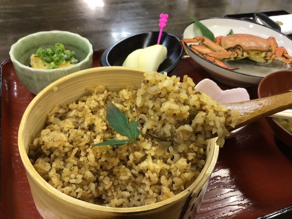 ランチ がにの旨みたっぷり がに飯弁当 宇佐市 ジモッシュ 地元をダッシュするニュースサイト ジモッシュ